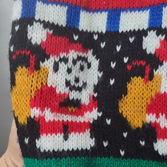 Avon Colorful Holiday Knit Vest - Picture 4 of 7